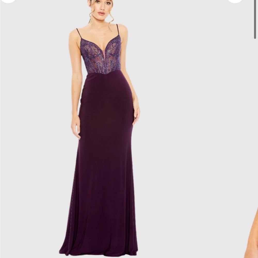 MAC DUGGAL
Sweetheart Mesh Embellished Gown 6 50709